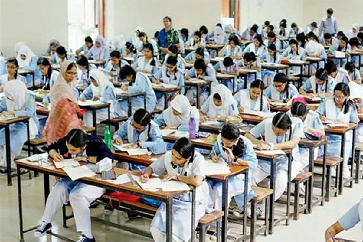 আজ থেকে এইচএসসি পরীক্ষা শুরু, মানতে হবে এ সকল নির্দেশনা
