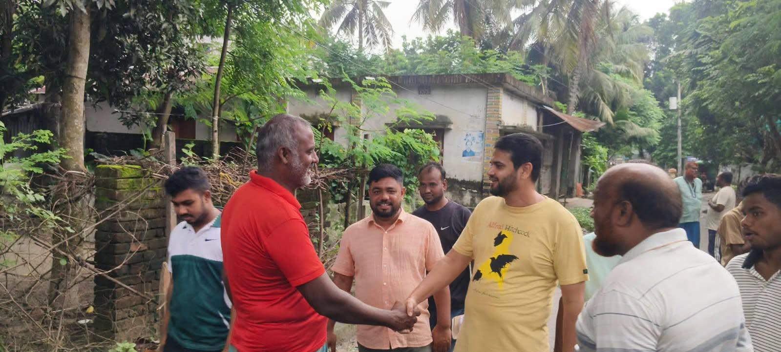 গণসংযোগ করেছেন বেনাপোল মেয়র পদপ্রার্থী ইমদাদুল হক ইমদাদ