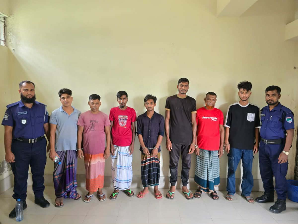 সাতক্ষীরার কালিগঞ্জে মাদক মামলার আসামিসহ ৯ জন আটক