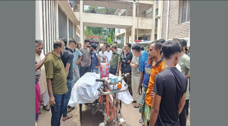 শার্শায় ট্রলি-মোটরসাইকেলের মুখোমুখি ধাক্কায় ২ আরোহী নিহত, আশঙ্কাজনক ৩