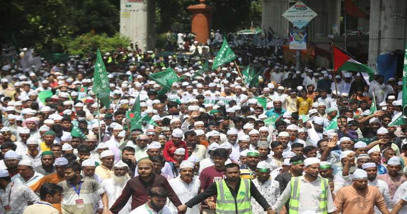 সারাদেশে যথাযোগ্য ভাবগাম্ভীর্য মর্যাদায় পালিত পবিত্র ঈদে মিলাদুন্নবী(সাঃ)