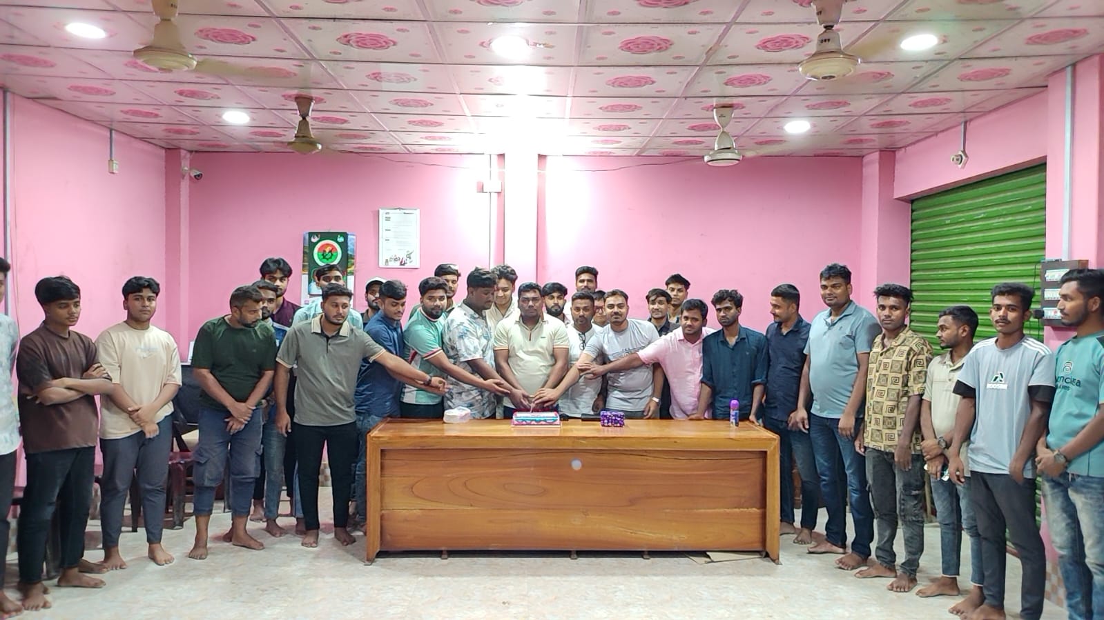 শার্শা ছাত্রদলের সদস্য সচিব সবুজ হোসেনের জন্মদিন উদযাপন