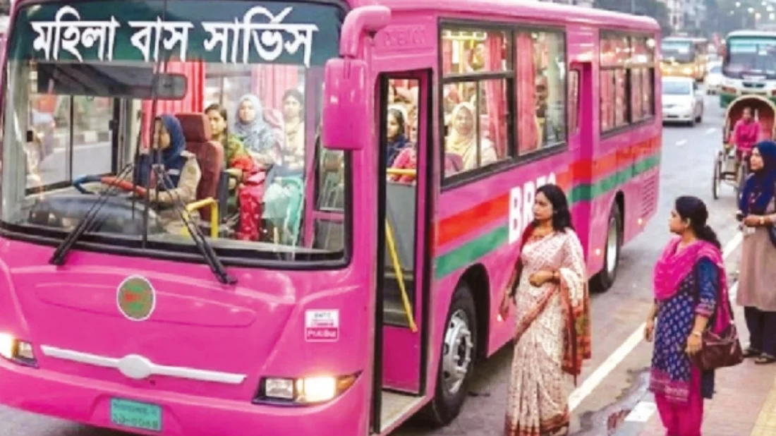 ঢাকার রোডে নারীদের জন্য আজ নামছে বাস, যার চালক-কন্ডাক্টর নারী