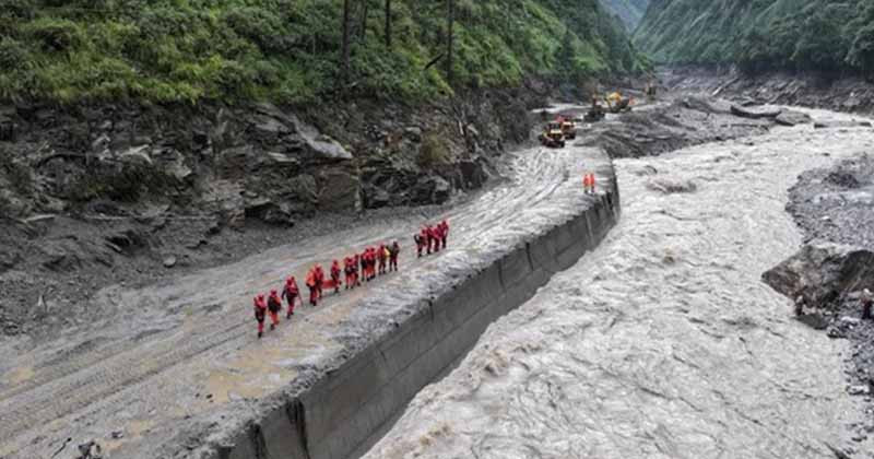 নেপালে প্রাণহানির সংখ্যা বেড়ে ৭০০, নিখোঁজ ৩ হাজারের বেশী