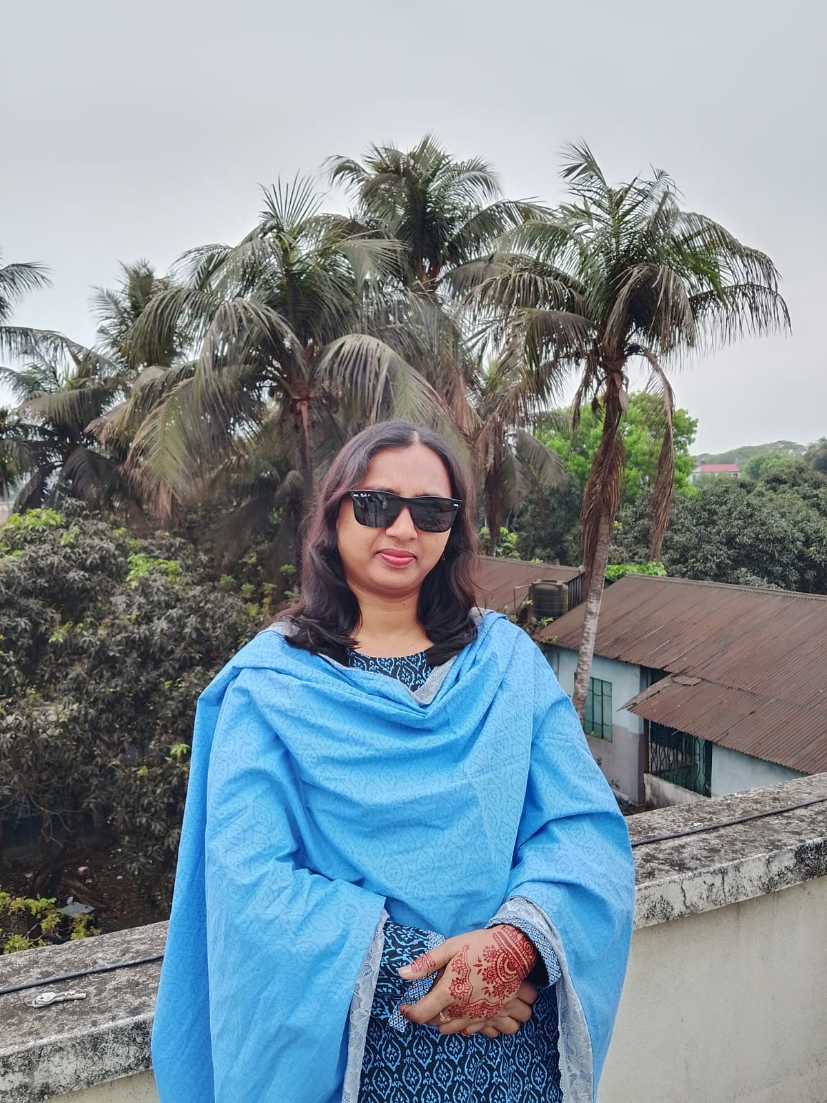 রেবেকা টপির “কবিতা”