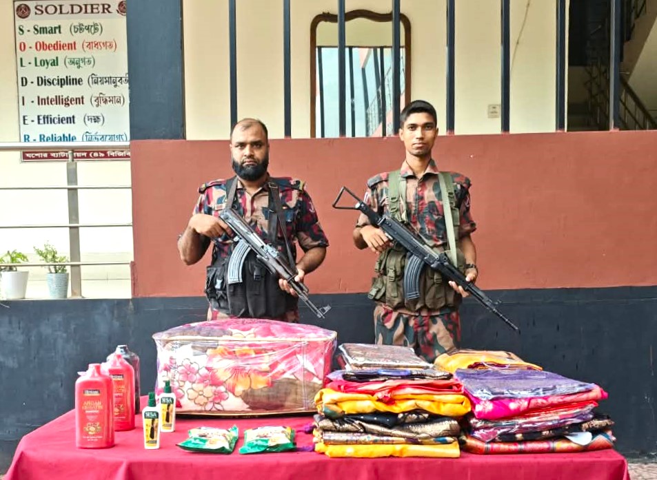 সীমান্তে অভিযান চালিয়ে চোরাচালানী মালামাল আটক করেছে বিজিবি।