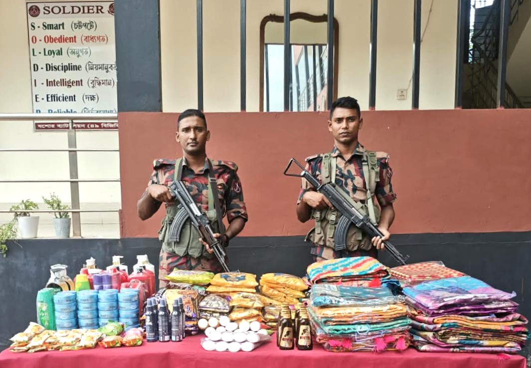 সীমান্তে অভিযান চালিয়ে চোরাচালানী মালামাল আটক