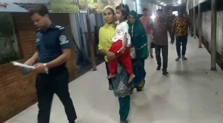 সাজাভোগ শেষে ভারত থেকে দেশে ফিরল ৯ বাংলাদেশি নারী-পুরুষ ও শিশু 