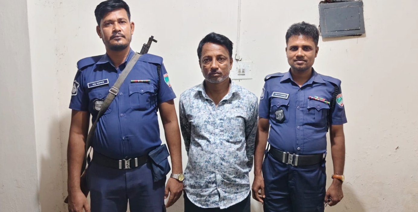 শার্শায় পুলিশের অভিযানে নিয়মিত মামলার আসামি গ্রেফতার