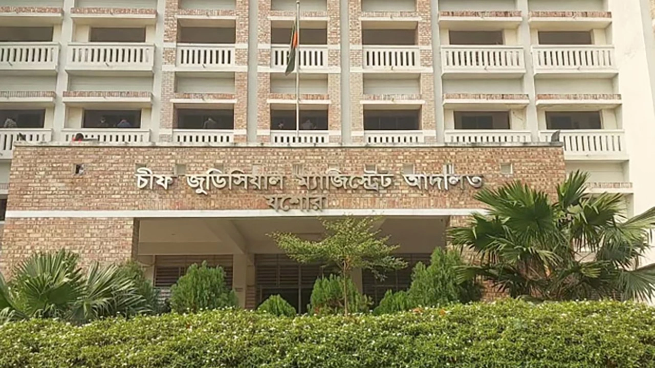 গাঁজা ও কল্কেসহ আটক আব্দুর রহিমকে ৬ মাসের কারাদণ্ড দিয়েছে আদালত