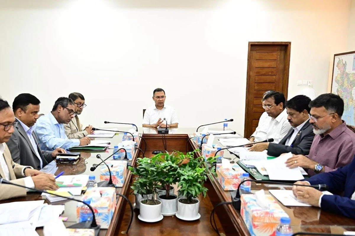 ডেঙ্গু প্রতিরোধে জনসচেতনতায় সর্বত্র মাইকিংয়ের নির্দেশ প্রধানমন্ত্রীর