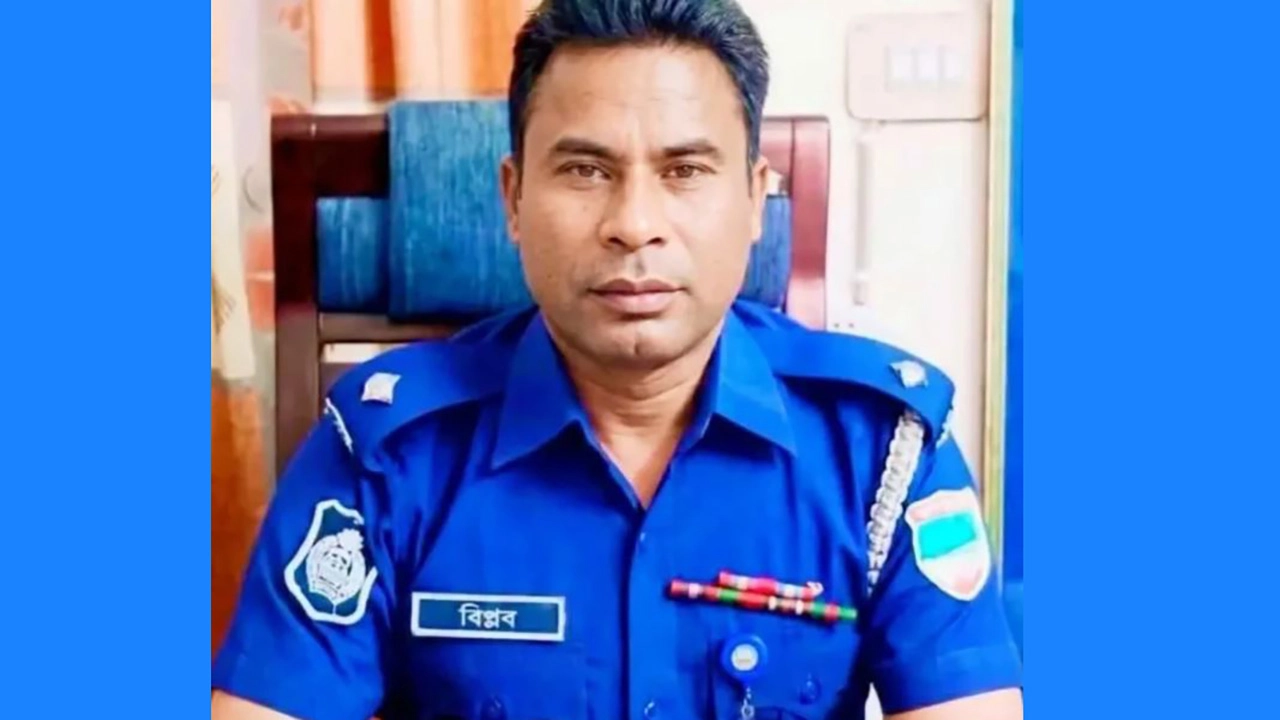 শালিখার সাবেক সেই ওসি বিপ্লব কুমার নাথ আটক
