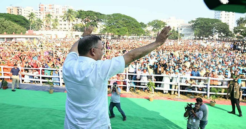 তিস্তা ও পদ্মার পানির হিস্যা আদায়ে যত দূর যেতে হয়-যাবঃ প্রধানমন্ত্রী